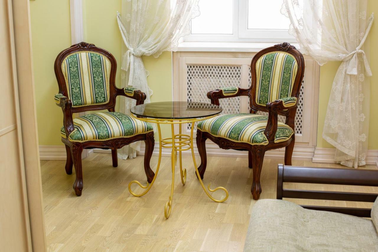 Romari Проспект Свободи 31 Lviv Buitenkant foto