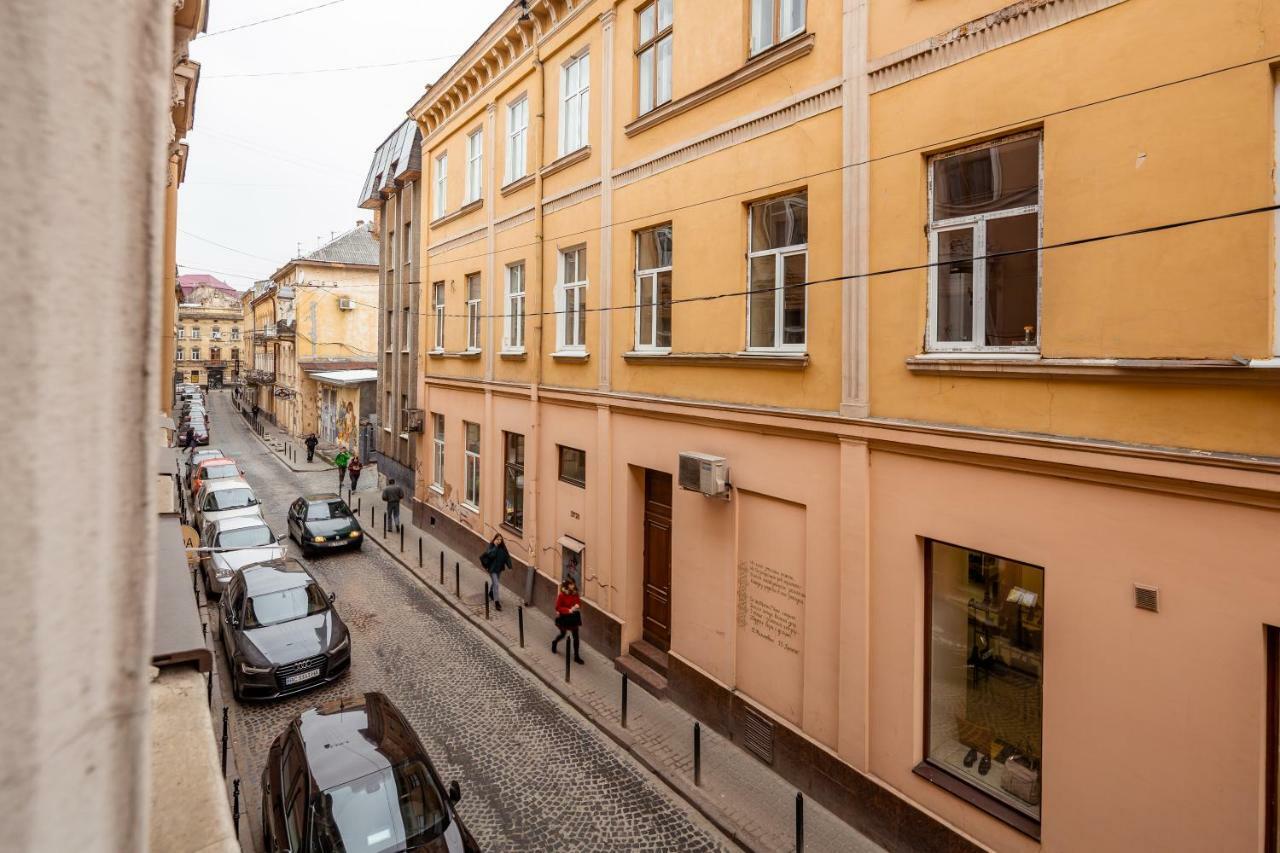 Romari Проспект Свободи 31 Lviv Buitenkant foto